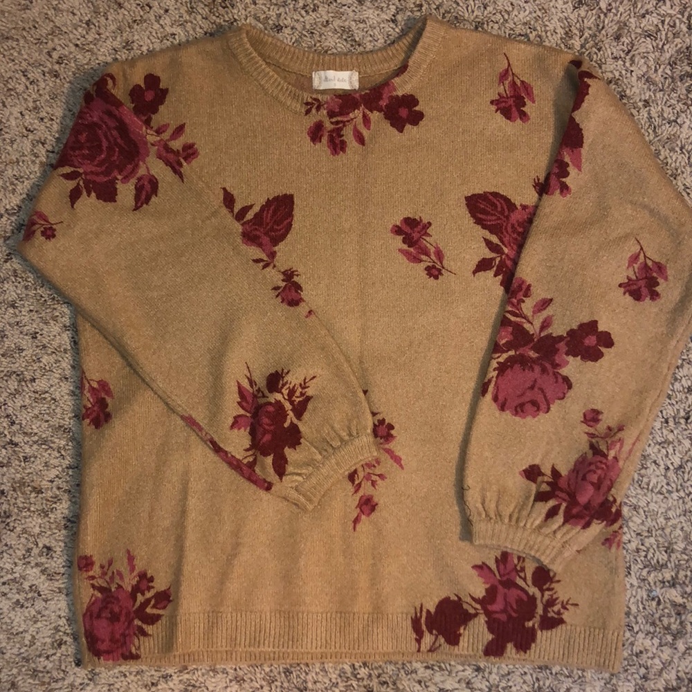 rose sweater